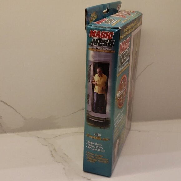 Magic Mesh Hands-Free Screen Door Installs in Seconds Keep Bugs Out 7" x 1 - Picture 4 of 5